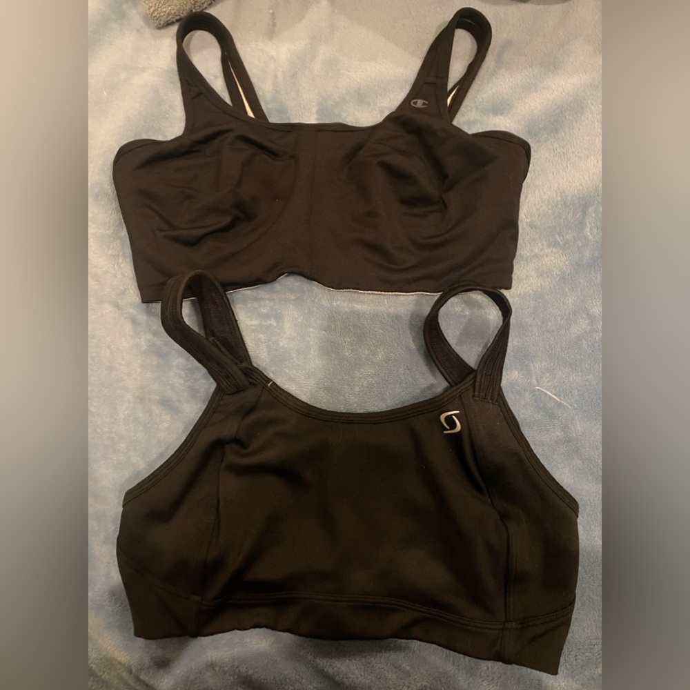 Lot of 2 black sports bras Moving Comfort Champion 34 D DD underwire